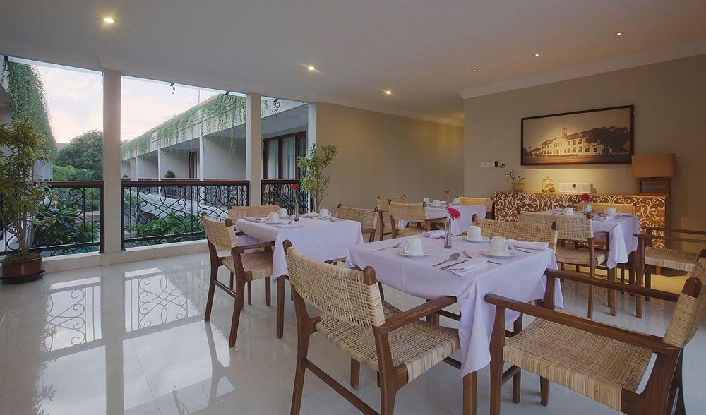 Seminyak Lagoon All Suites Hotel Exterior foto
