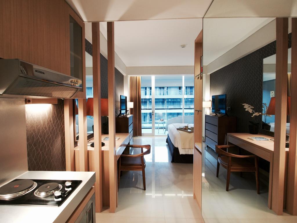 Seminyak Lagoon All Suites Hotel Exterior foto