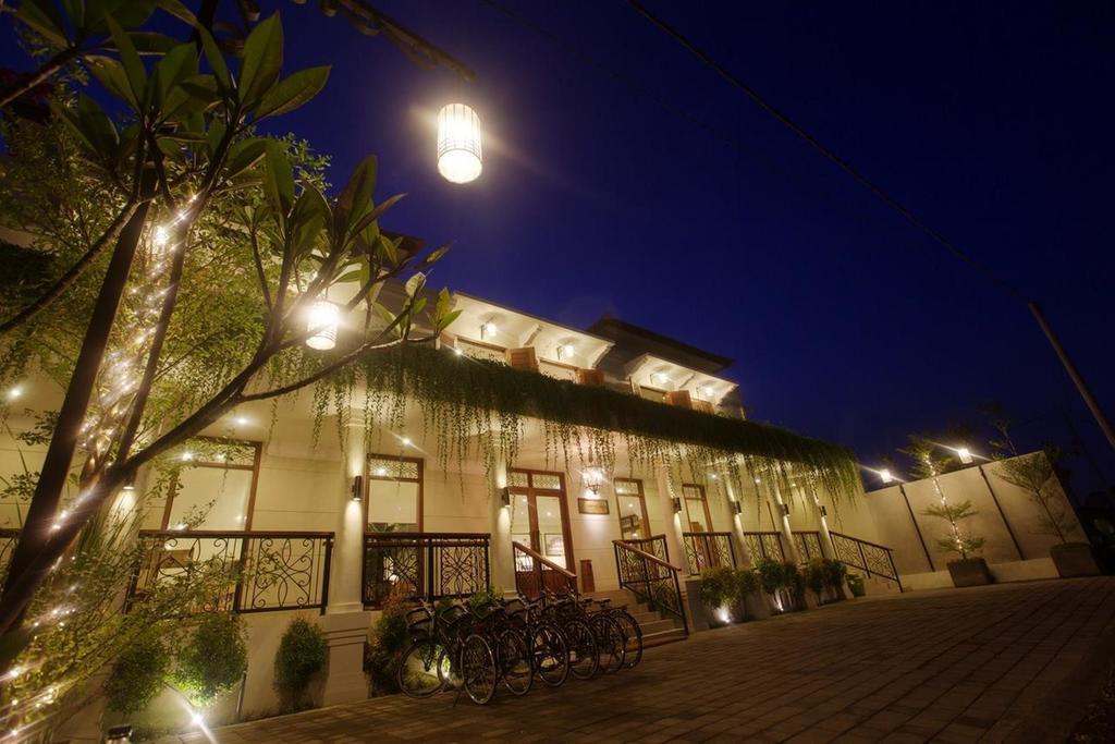 Seminyak Lagoon All Suites Hotel Exterior foto